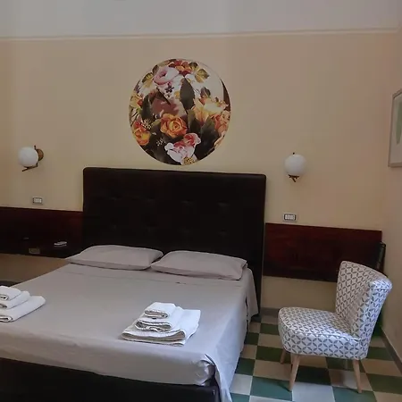 Piazza Verdi Liberty House Apartmán *