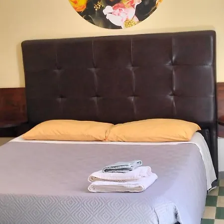 Apartman Piazza Verdi Liberty House *