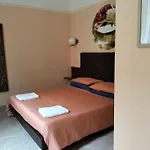Piazza Verdi Liberty House Διαμέρισμα