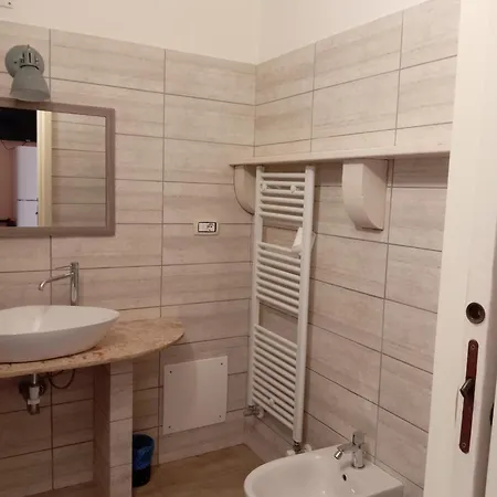 Piazza Verdi Liberty House * Лечче