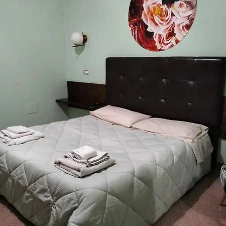 Piazza Verdi Liberty House 莱切