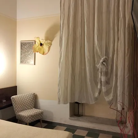 Piazza Verdi Liberty House Apartamento *