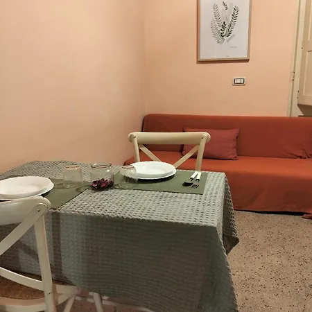 דירה Piazza Verdi Liberty House לצ'ה