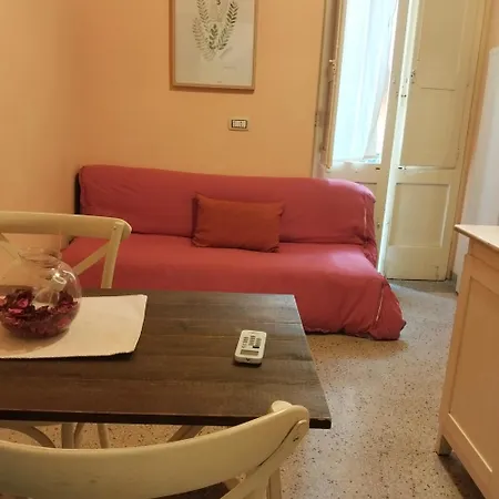 Daire Piazza Verdi Liberty House *