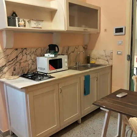 Piazza Verdi Liberty House Apartamento Lecce