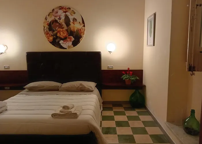 Piazza Verdi Liberty House Apartman *